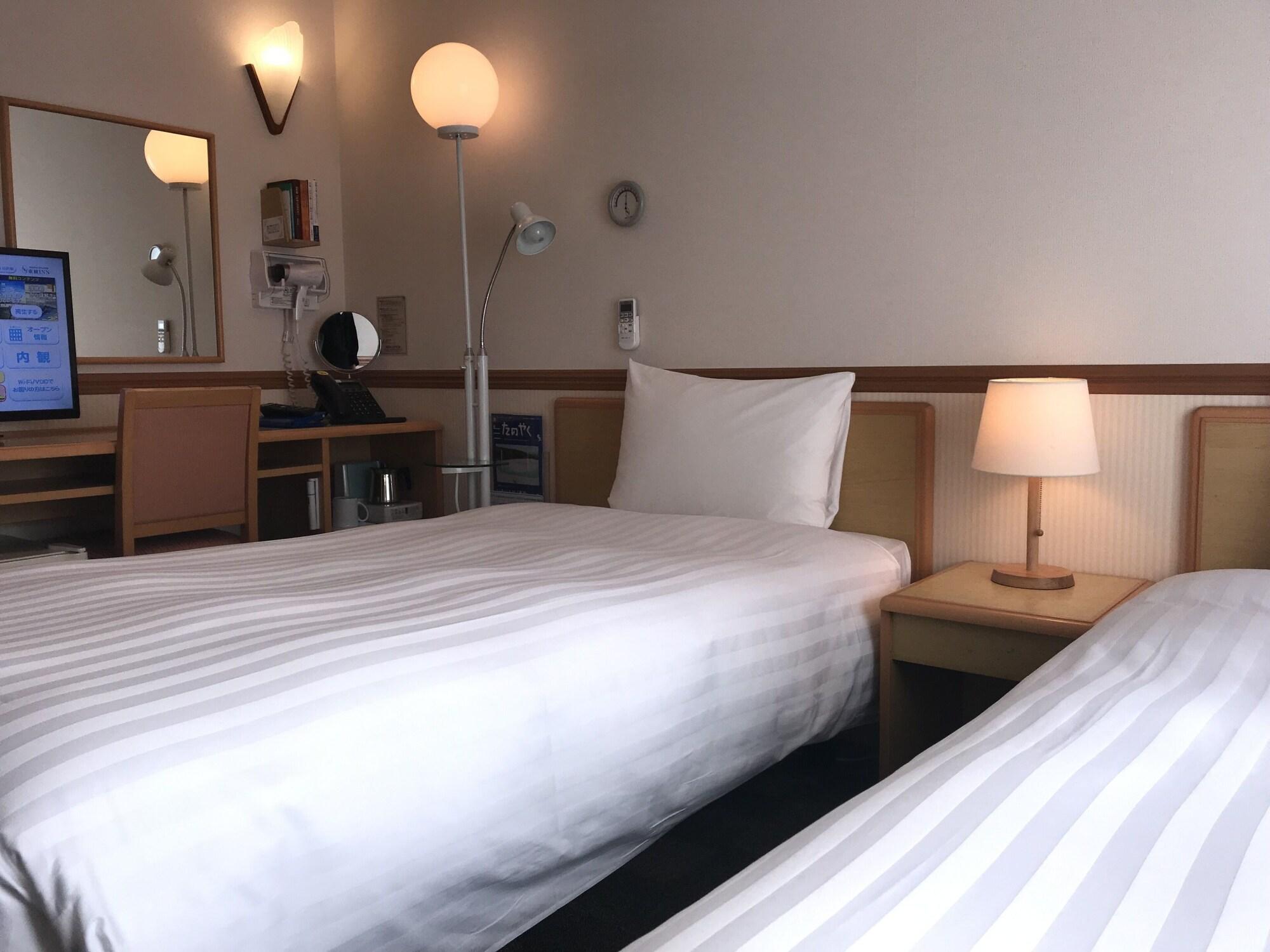 Toyoko Inn Hiroshima Heiwa-Odori Экстерьер фото