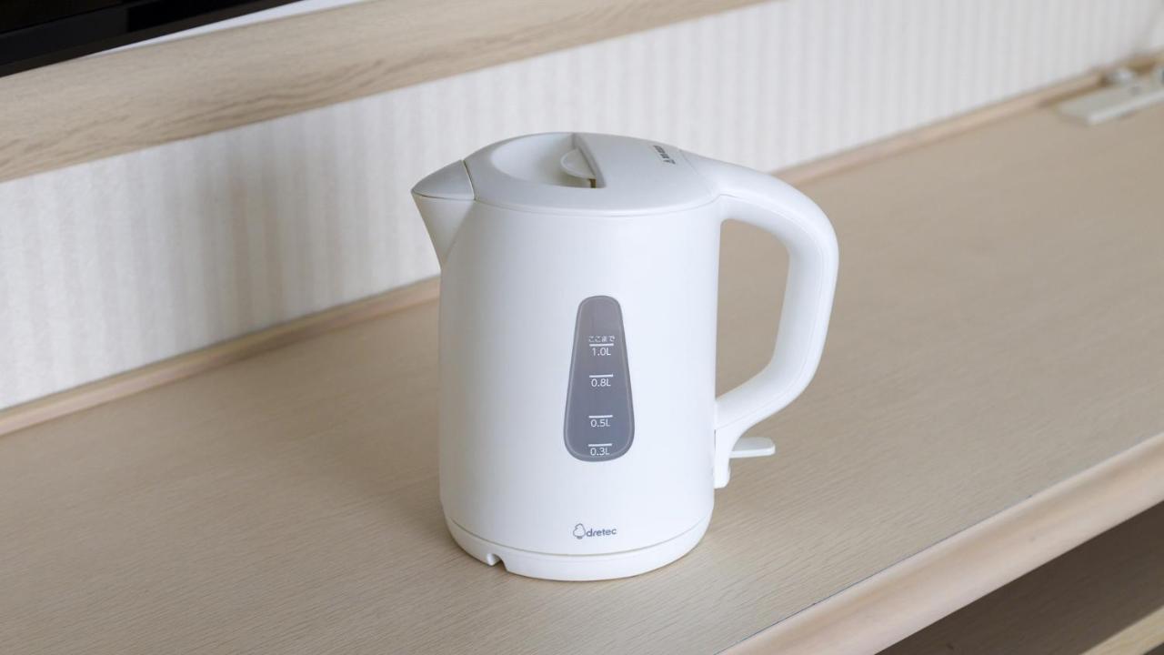Toyoko Inn Hiroshima Heiwa-Odori Экстерьер фото