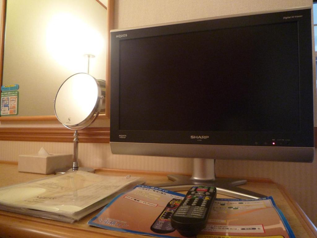 Toyoko Inn Hiroshima Heiwa-Odori Номер фото