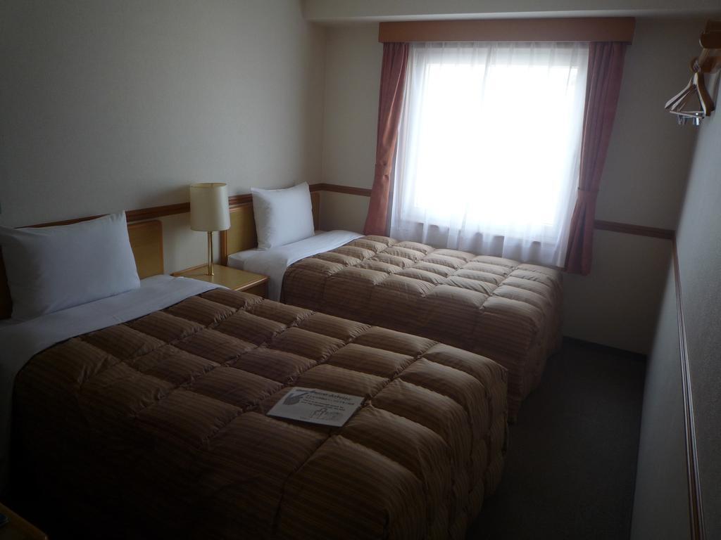 Toyoko Inn Hiroshima Heiwa-Odori Экстерьер фото